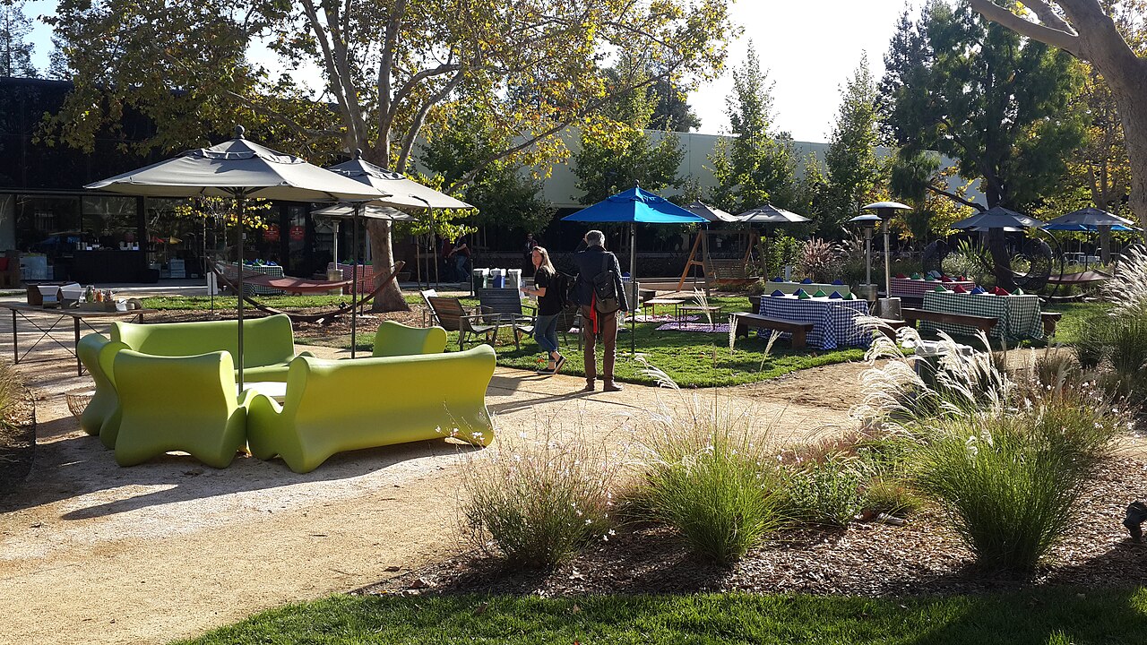 Google Googleplex headquarters campus Mountain View California